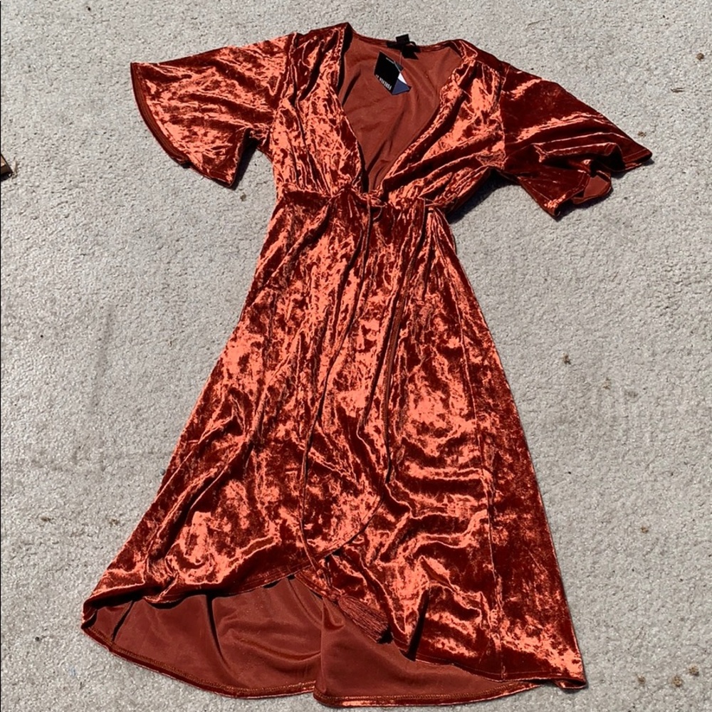 Forever 21 velvet dress